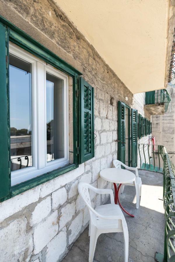 Apinelo Port Rooms Split Exterior foto